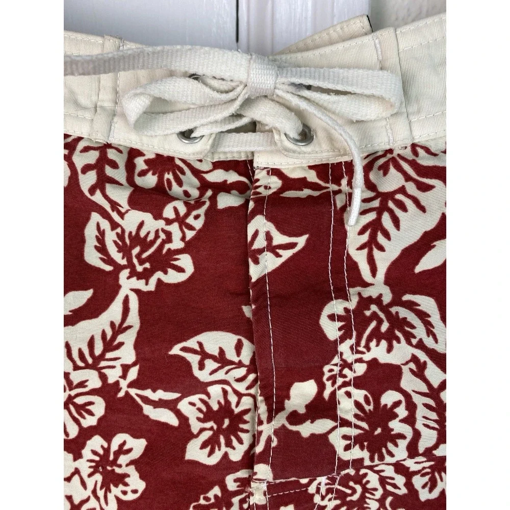 Tommy Hilfiger Men's XL Red Ivory Floral Nylon Board Shorts